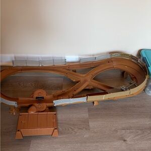 Mattel Cars Crazy 8 track set